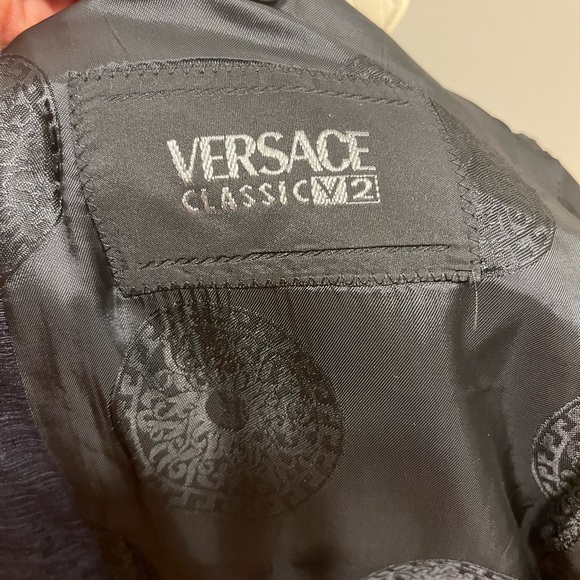 Authentic Vintage Versace Classic V2 3 button Silk blazer mens 50R Italy - Picture 2 of 11